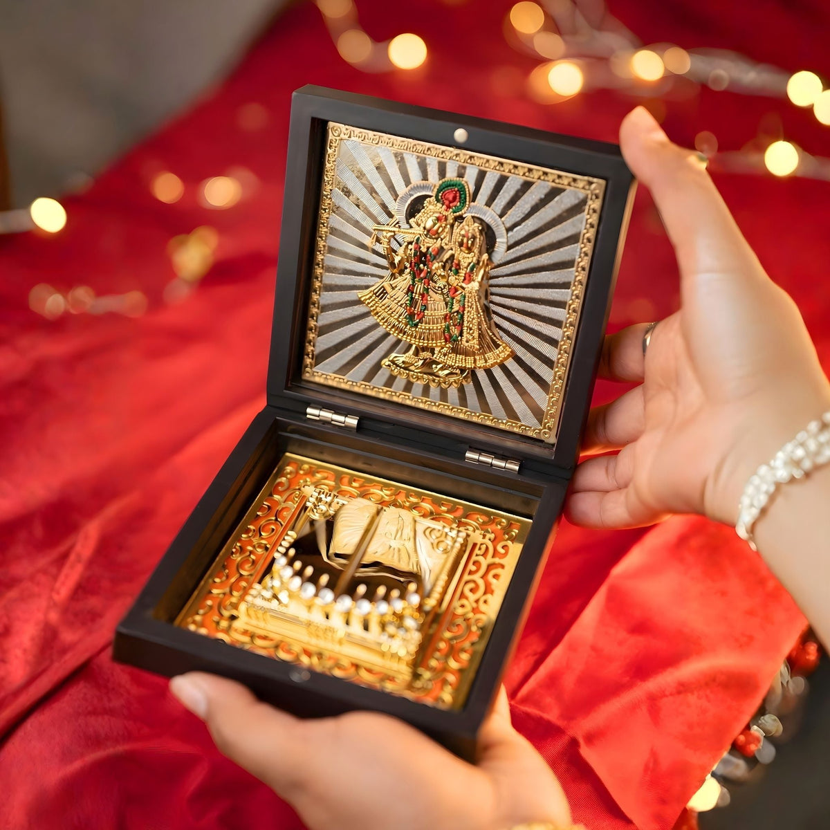 Radha Krishna – Divine Harmony Box Premium Gold & Silver-Plated